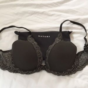 NEW Natori bra
